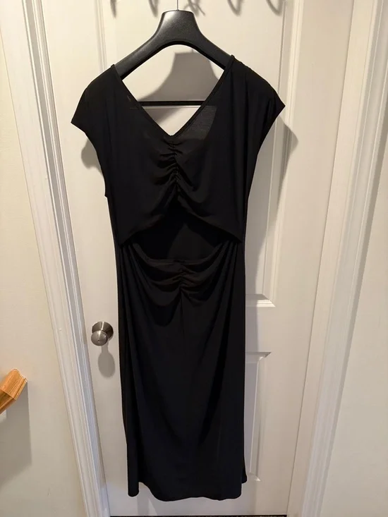 VENUS Black Cap-Sleeve Midi Dress - Picture 6 of 6
